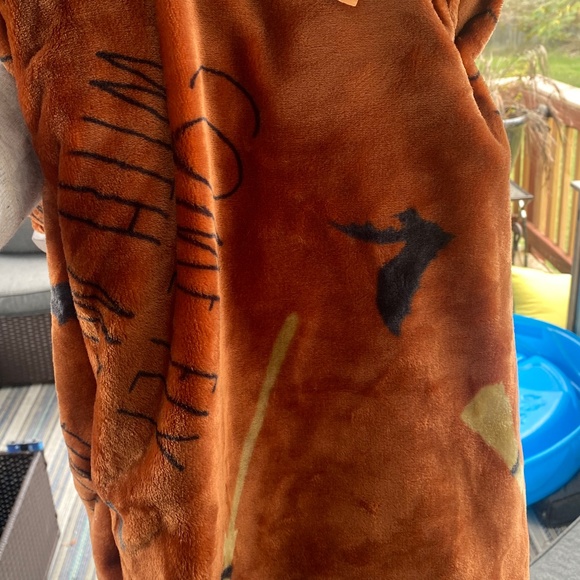 Rae Dunn Other - Rae Dunn Halloween Blankey